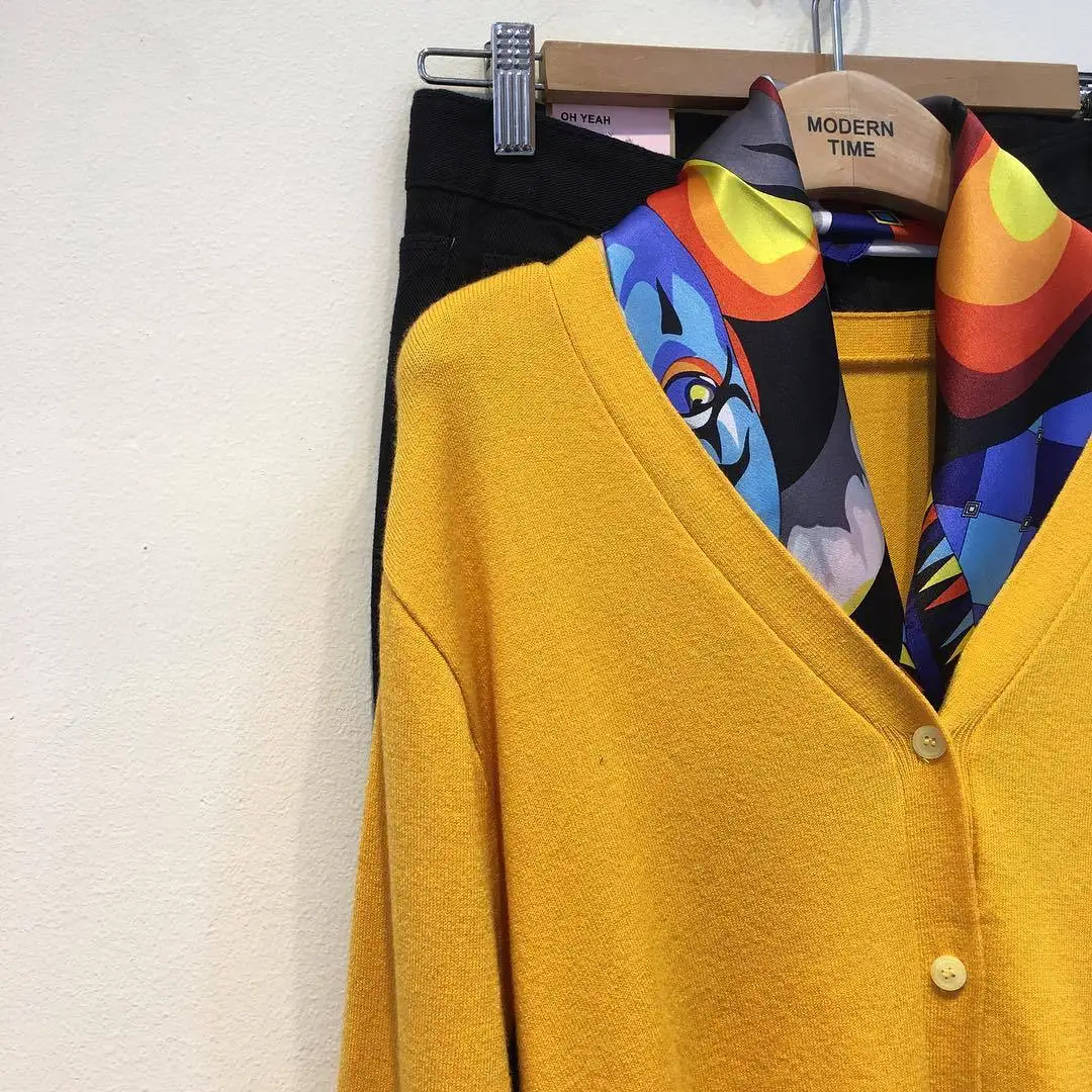 

Order-Real Silk Small Square Towel Women's Silk Scarves 100 Mulberry Silk Korean-style Clown Cartoon Pattern Scarf Neckerchief