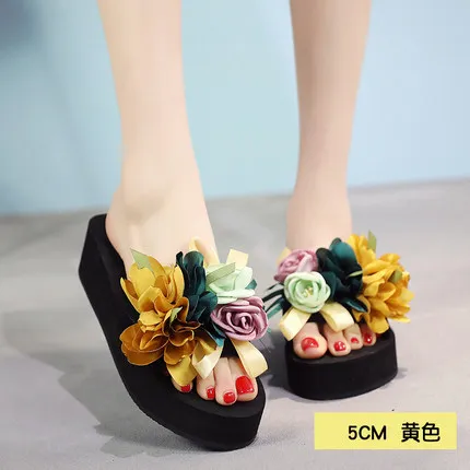 yellow flower Новое поступление; женские шлепанцы; сандалии-Вьетнамки; женская пляжная обувь с цветком; коллекция года; модные уличные шлепанцы на плоской подошве с цветочным узором - Цвет: yellow flower