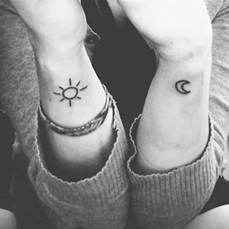 Water_Transfer_Tattoo_Minimalist_Small_Sun_Moon_Tattoo_Body_Art_Waterproof_Temporary_Fake_Tattoo_for