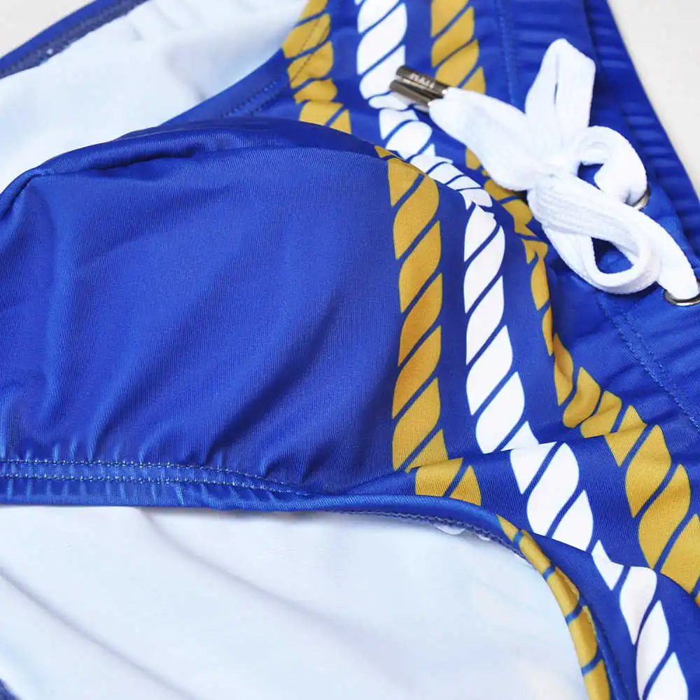 12985175688_824727517