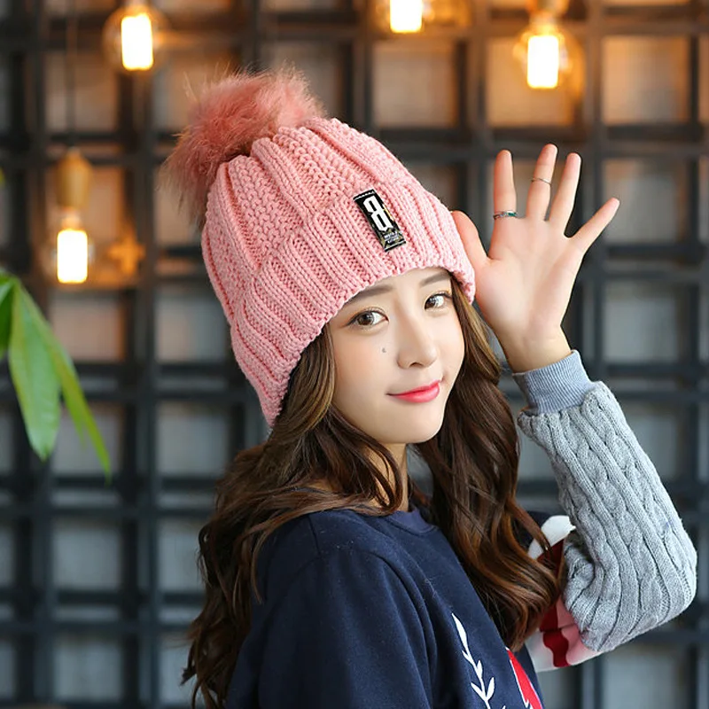 Pink hat Вырезом теплая вязаная зимняя шапка, шарф маска для Для женщин модное шерстяное теплое объемное головные уборы Skullies Beanies с буквенным принтом бархатная Шапочка Капот Femme на открытом воздухе набор для езды - Цвет: Pink hat