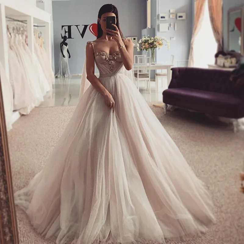 Sexy Crystals Wedding Dresses Vestidos de Noiva 2021 Princess Bride Dress Church Beach Wedding Gowns Custom Made 1