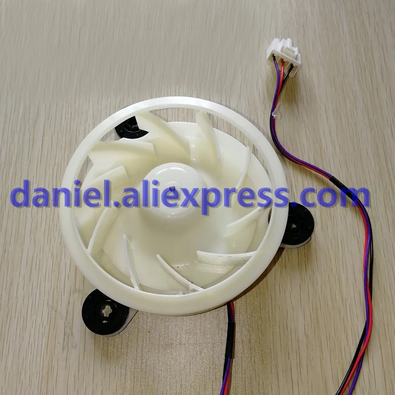 Haier вентилятор для холодильника 0064001624 DOA2768HAEA 12VDC1270r/мин