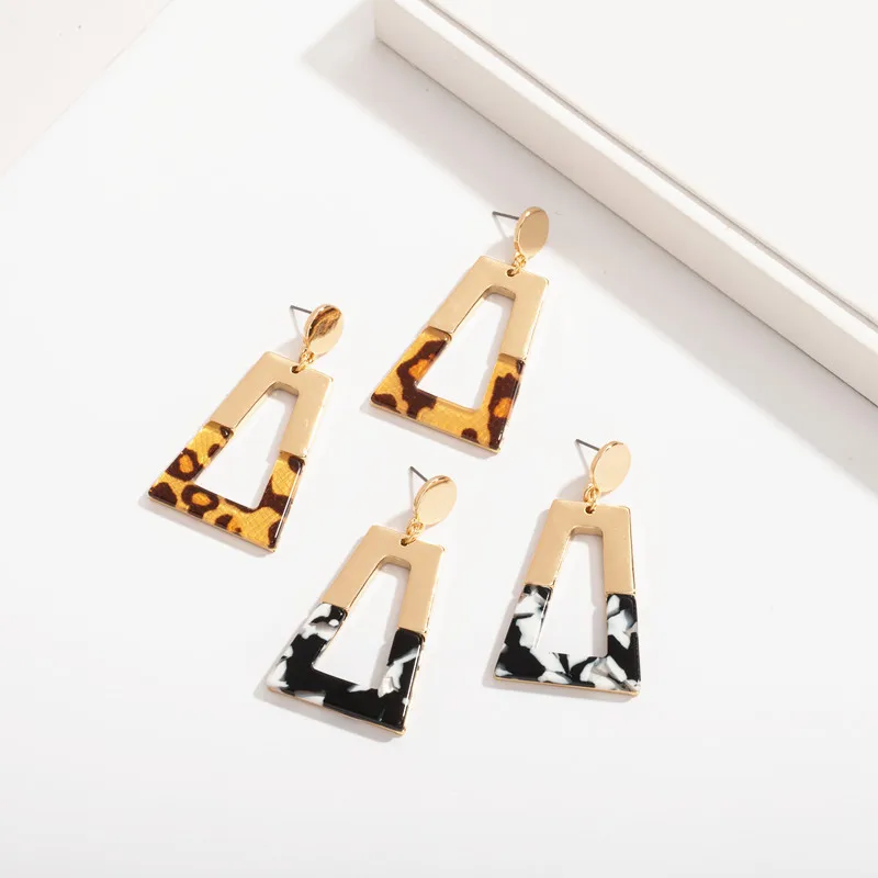 

2019 Wholesale Women Jewelry Colorful Stitching Geometric Earrings For Girls Leopard Print Acrylic Earrings Acetic Acid Earrings