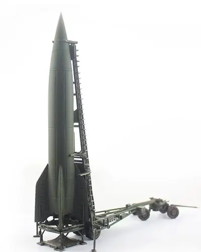 PMA WWII GERMANY V2 Rocket missile 1/72 Model no box
