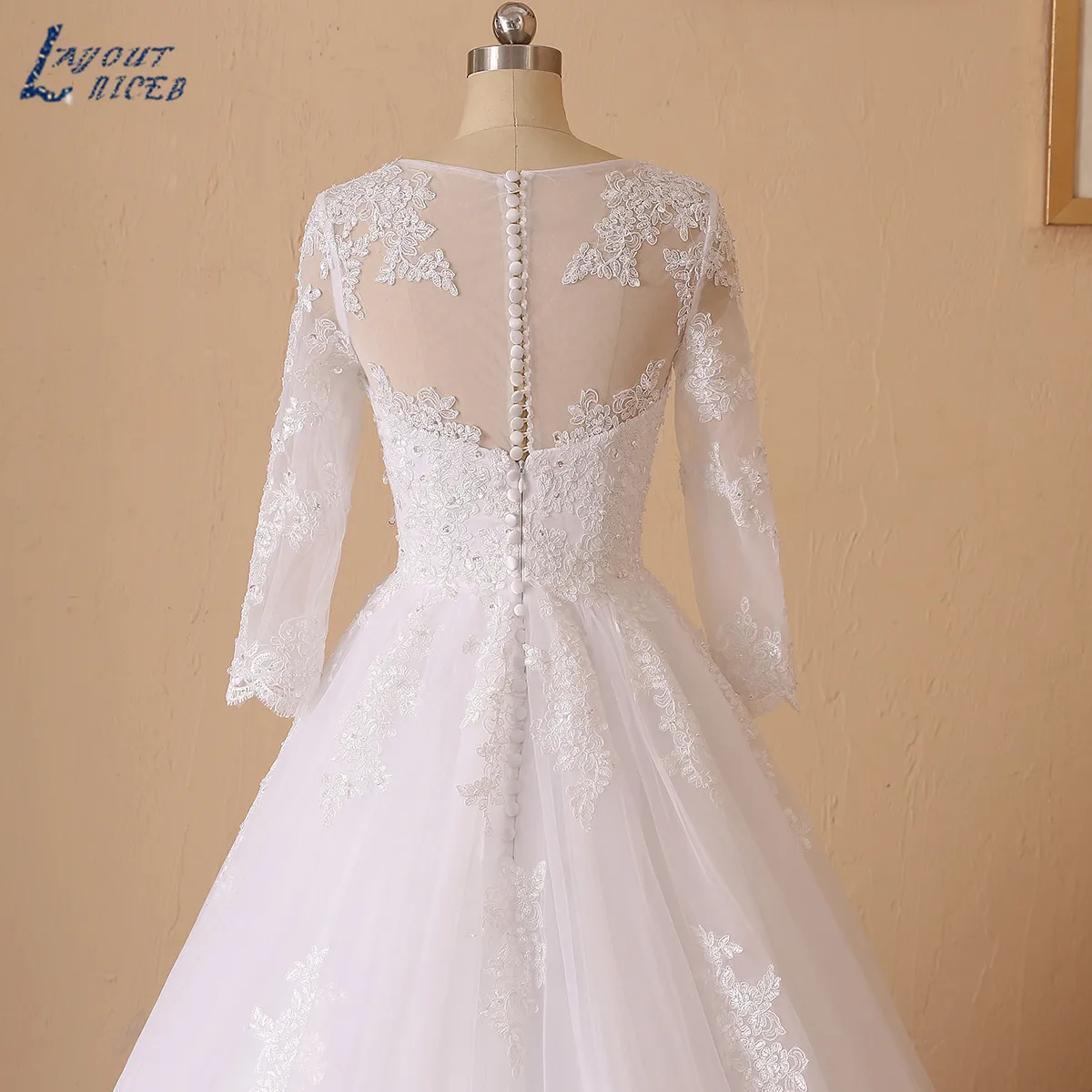 LAYOUT NICEB Mangas Compridas Vestido De Casamento Elegante Lace Appliques Beads Vestido De Noiva Sexy Ilusão Back Ball Gown Nupcial Tulle vestido de casamento de mangas longas elegantes contas de estiramento Vestido D