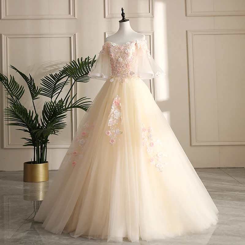 Lusso Vintage Champagne Perline Ricamo Fiori Regina Abito Da Ballo Principessa/Medievale Victoria Stage Performance/Evento/Studio