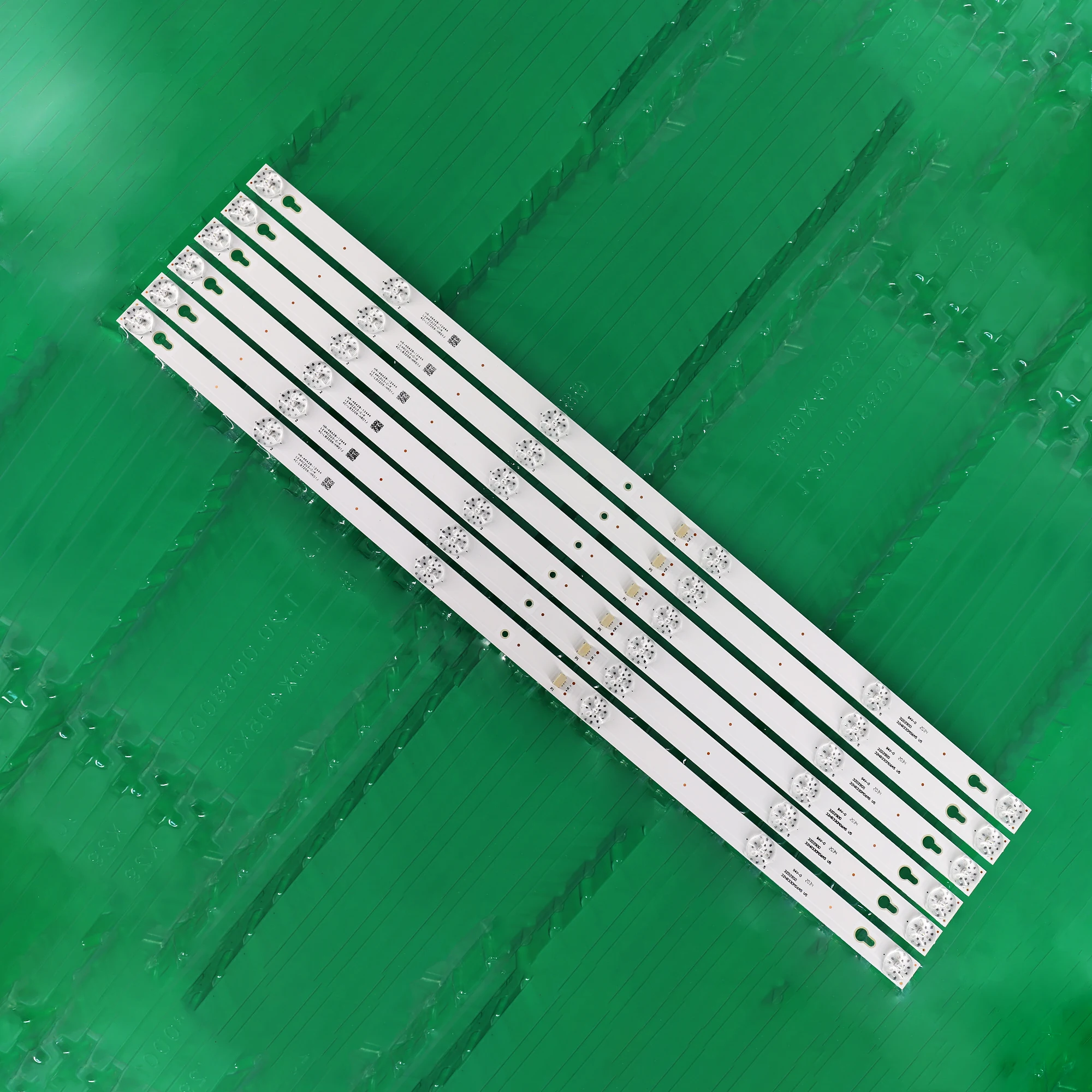 LED Ʈ Ʈ, Thomson 32HB5426 LVW320CS0T, ù TCL 32L2600 32L2800 32L2900 L32S4900S 32D2900 32D2900 32D100, 6LED