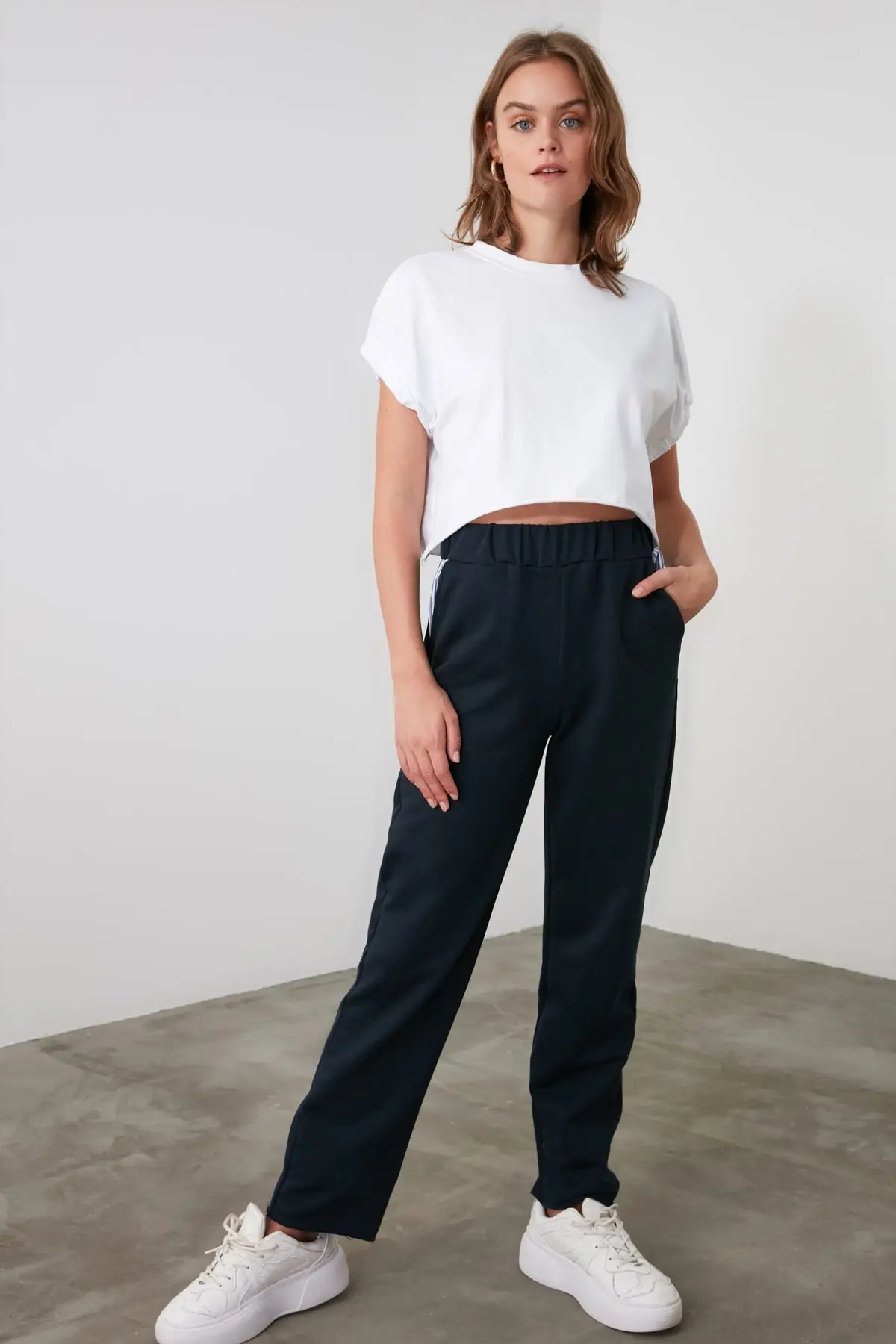 Trendyol Pocket Detail Knit Sweatpants TWOSS20EA0034 | Спорт и развлечения