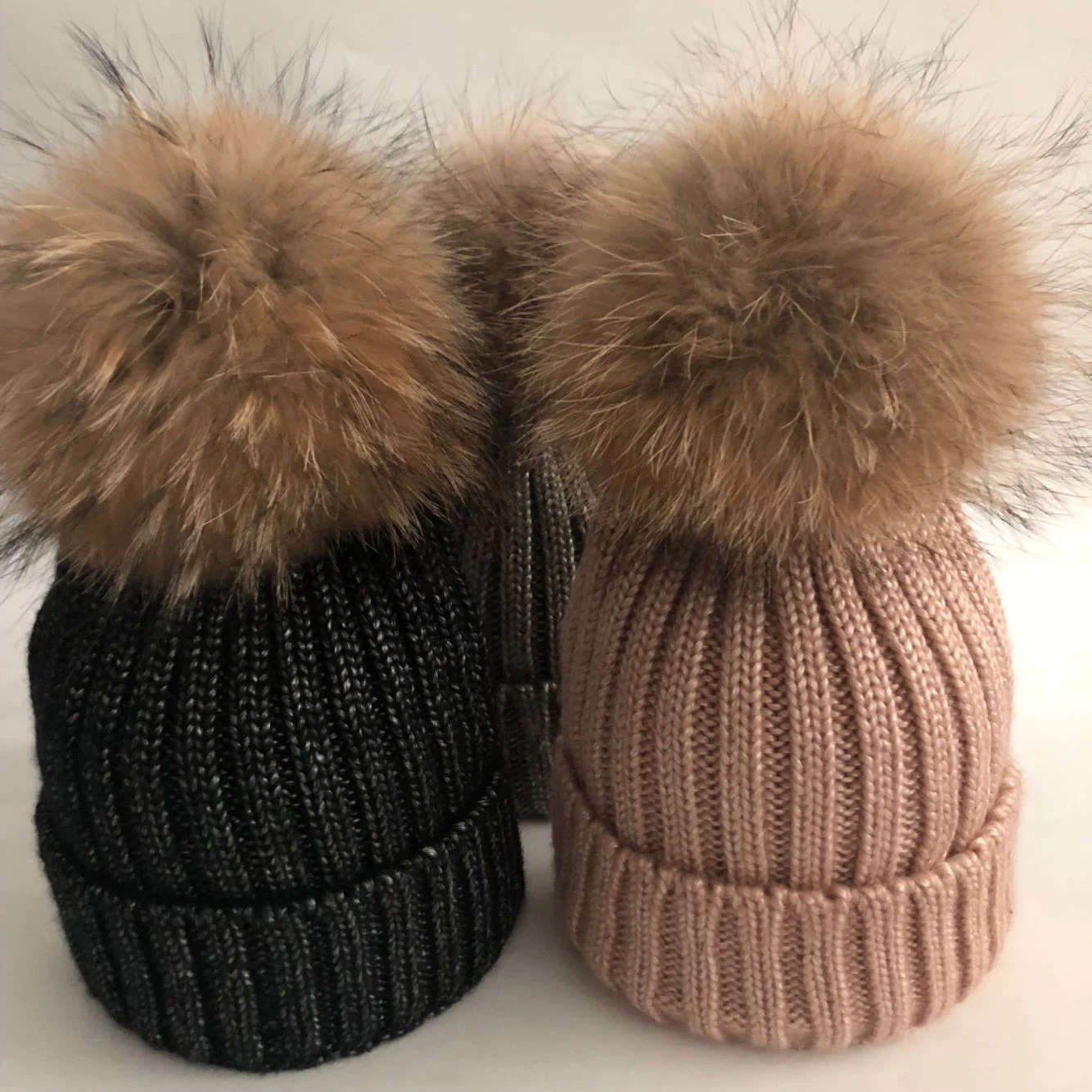 

ZJBECHAHMU Fashion Spring New Real Fox Fur Mink Pompoms Hats For Women Winter Wool Solid Warm Pompom Skullies Beanies Hat Caps