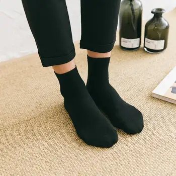 

Business Men Solid Color Breathable Cotton Soft Elastic Middle Tube Crew Socks
