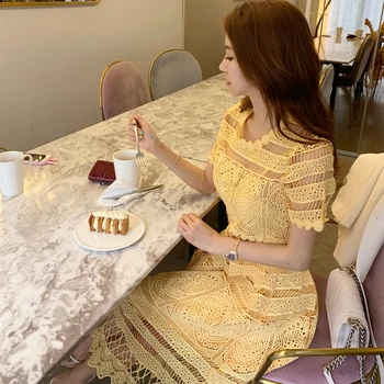 

High quality yellow lace dress 2019 summer women's short-sleeved O-neck hollow crochet Slim dance party long dress 5.0