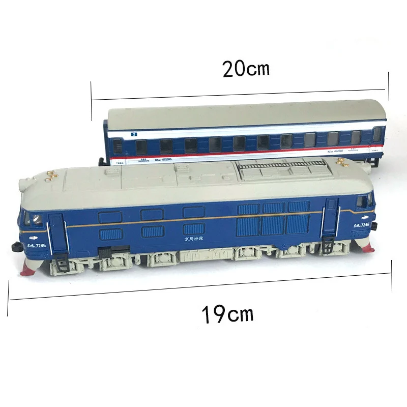Горячая 1: 87 паровой поезд литой под давлением локомотив модель из сплава игрушка автомобиль тянется поезд со звуковым светом модель игрушки для детей - Цвет: blue In the bag