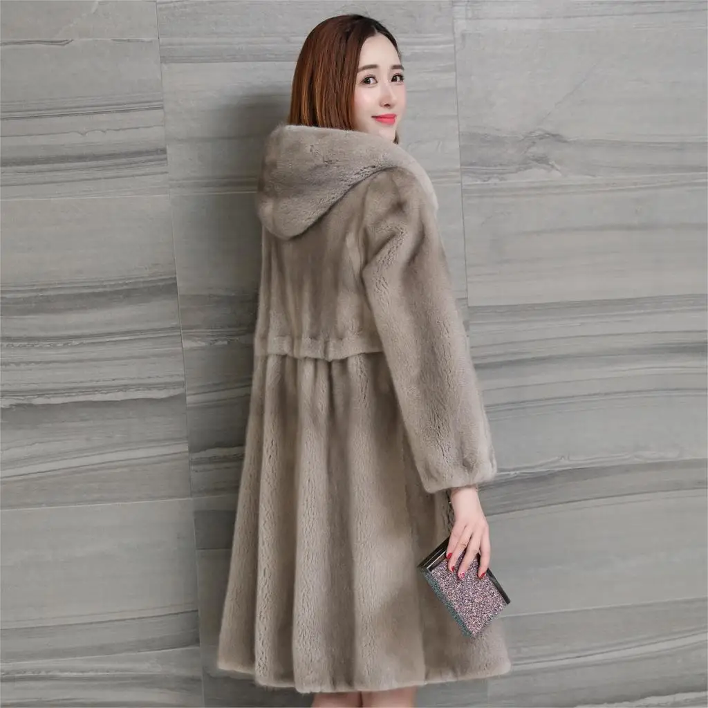 Silver blue new mink fur coat Slim and long sections fur coat 1009 - Цвет: Silver blue