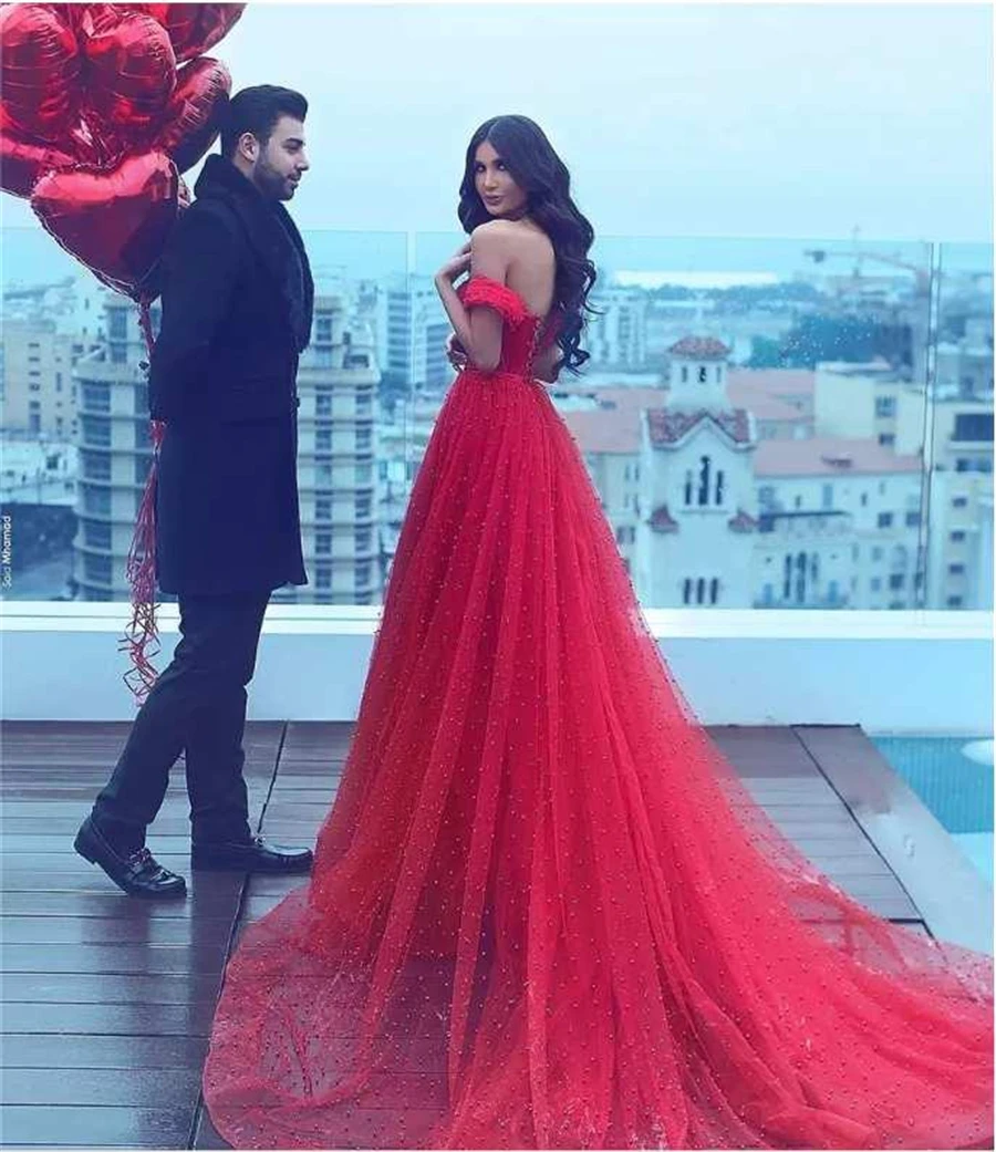 Long Prom Dresses A-line Off-the-shoulder Red Beading Prom Gowns Pearls Crystals Saudi Arabia Evening Gowns