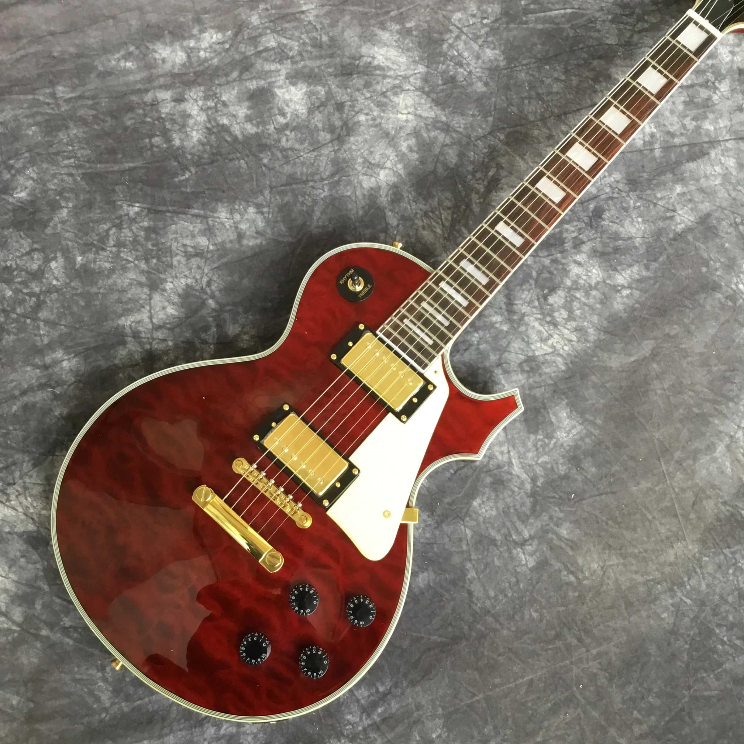 

Custom red electric guitar, Qu-stitched maple mahogany and rosewood fingerboard EMS free shipping