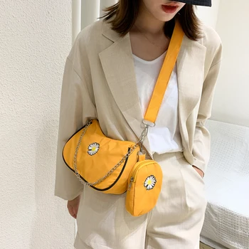 

Casual Nylon Women Shoulder Messenger Handbag Classic Chic Delicate Design Creative Daisy Money Pouch Underarm Bags