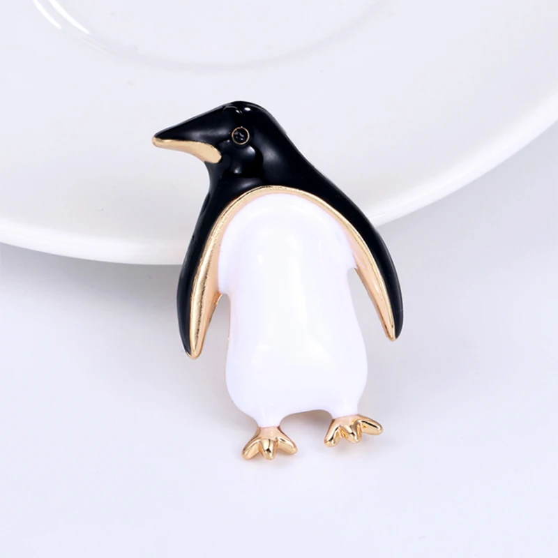 Hot sale Beautiful Black and White Enamel Penguin Brooch Pin Imitation Pearl Cat Yellow Cute Chick Animal Brooches Women girls | Украшения