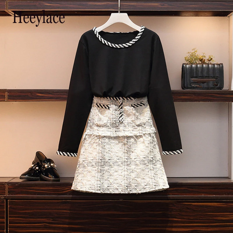 

Plus Size 2 Piece Set Women 2019 AutumnTweed Woven Trim Patchwork Black Tshirt + High Waist Tweed A-line Plaid Skirts Suit 5XL