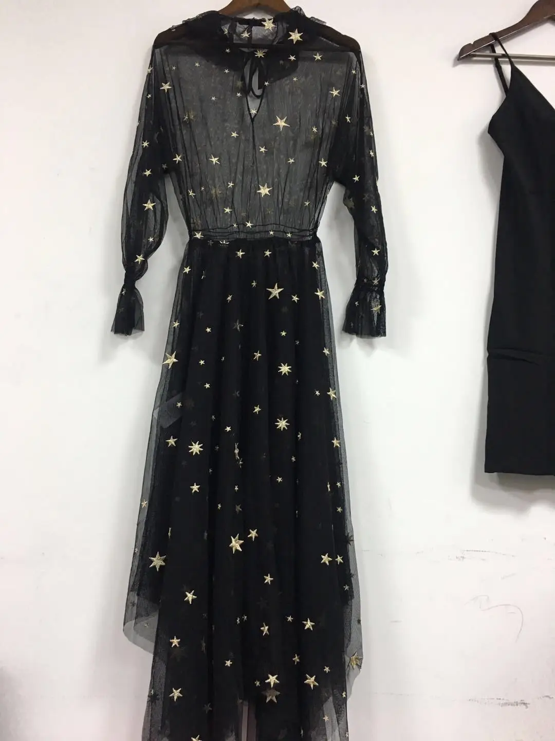 Женское платье осень-зима, новинка, Сетчатое асимметричное платье с вышивкой, женское платье миди со звездами