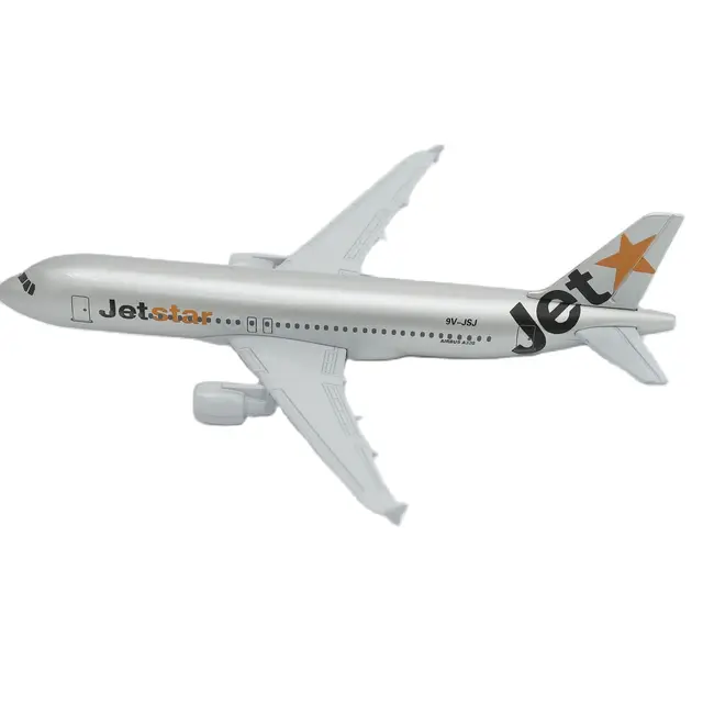 Emirates Airlines A380 Aircraft Model 15cm Alloy Aviation Collectible Diecast Miniature Ornament Souvenir Toys Jetstar Airways A320