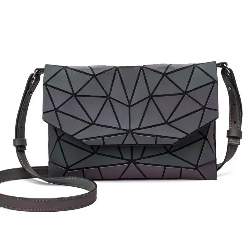 plain black messenger bag