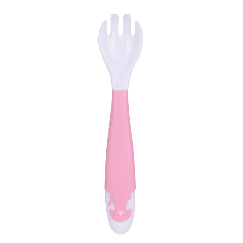 Pink fork Двухцветная тренировочная ложка для детского питания, безопасная пищевая ложка на 360 градусов, вилка для ребенка, товары для матери и ребенка - Цвет: Pink fork
