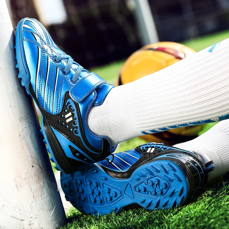 turf ground football shoes