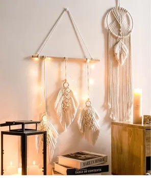 

Nordic Feathered Hand-woven Tapestry Macrame Wall Hanging Bohemian Home Decorations Macrame Dreamcatcher Hand Knotted Tapestry