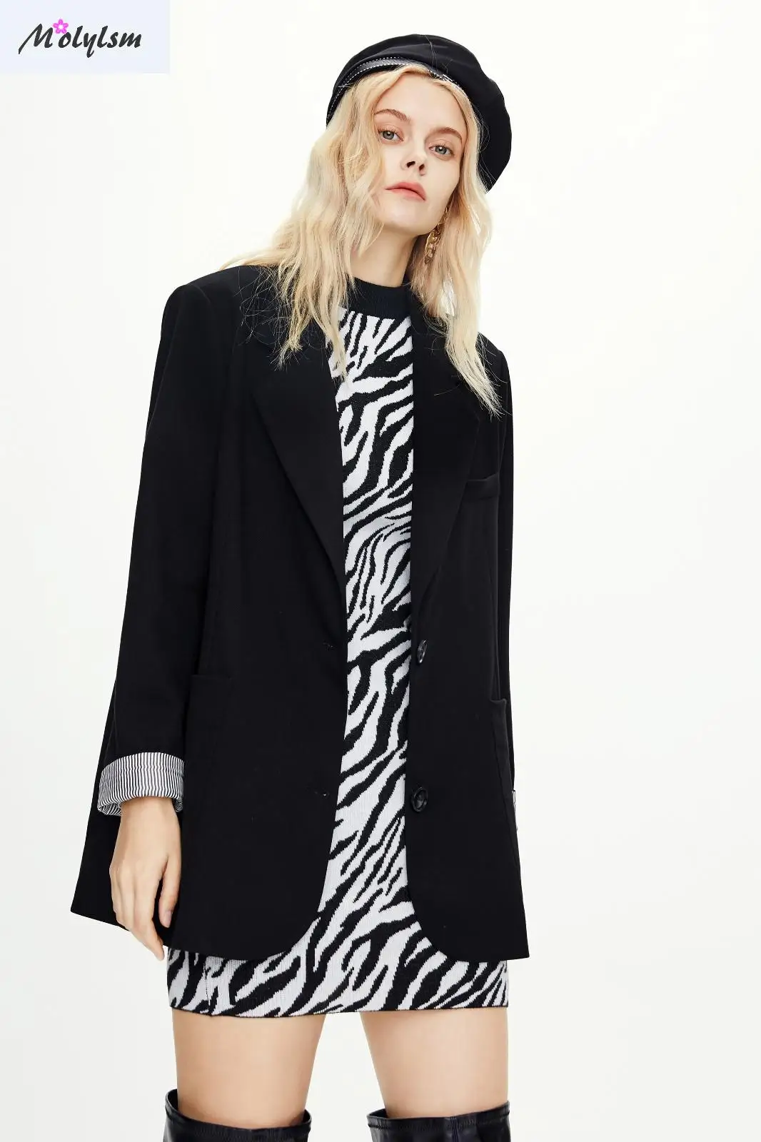 

New Chic Net Red Small Suit Jacket For Women In Autumn And Winter 2020 Ladies Blazers