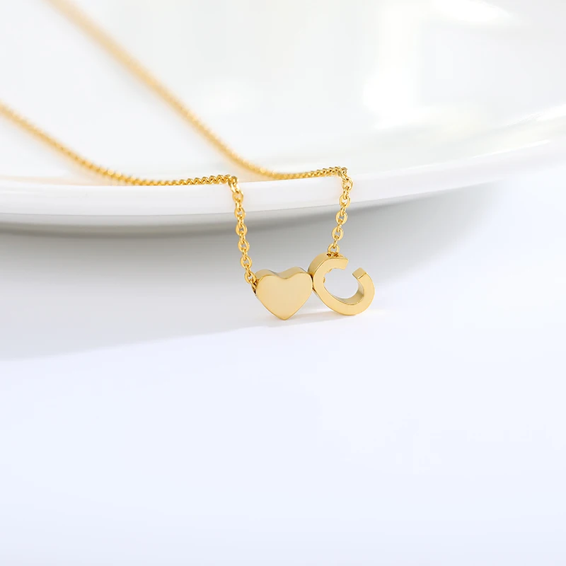 Fashion A-Z Tiny letter necklace cute Heart initials name necklaces for women stainless steel Choker Necklace friendship gift bf
