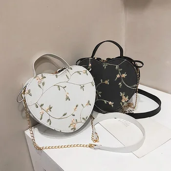 

New Korean Fashion Messenger Bag Women Heart Shaped Leather Chain Bag Lady Handbag Female Retro Shoulder Bag Flowers For Girls