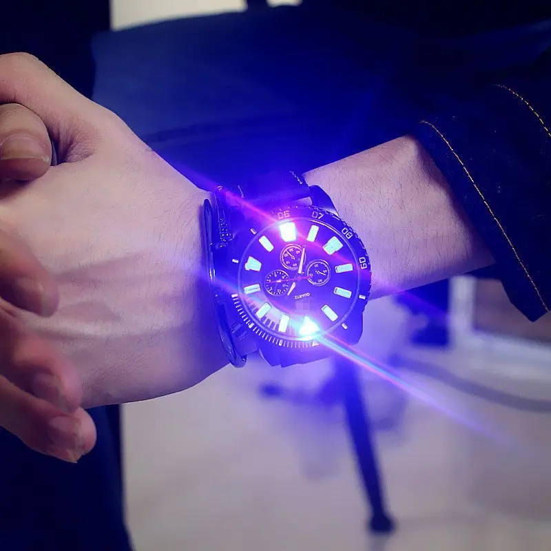 

Fashion Glow In Dark Watch With Flashing Lights Silicone Luminous High Quality Watch