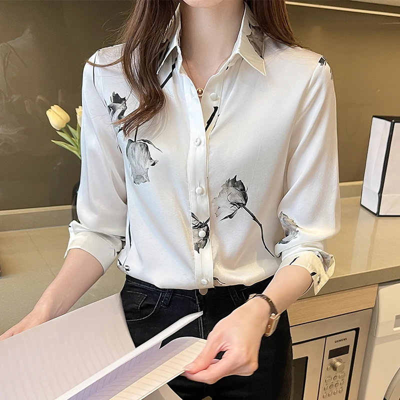 Блузка Женская атласная с цветочным принтом шелковая офисная рубашка женские