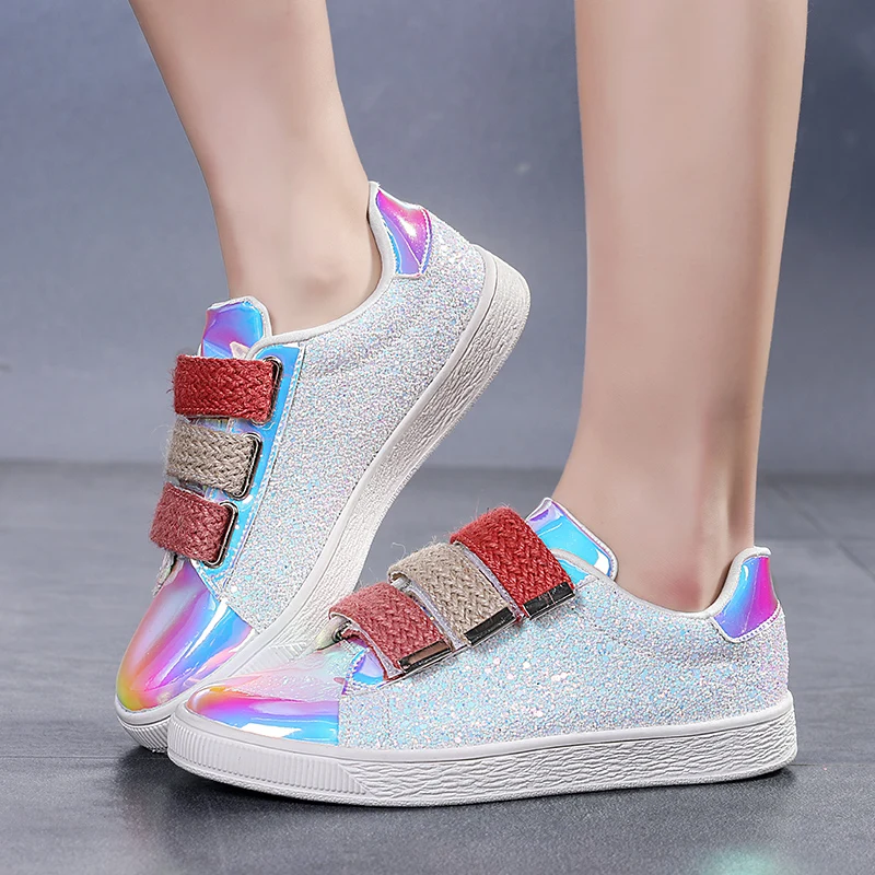 

2020 Round Toe Platform Laser Sneakers Dad Shoes Pink White Black Blue Purple Basket Femme Women Flats Size 36-41