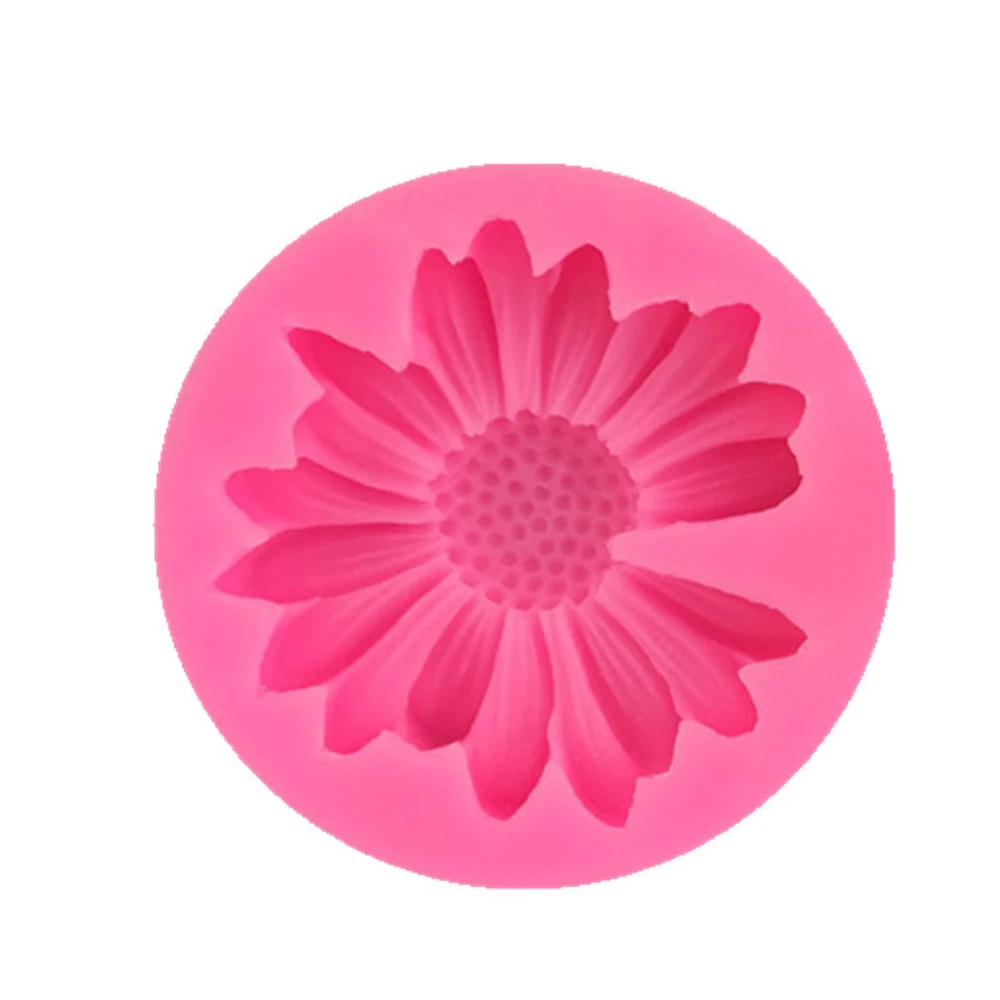Daisy Chamomile Flower Silicone Mold for Aromatherapy, Handmade Crafts, and More