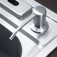 ดาดฟ้าติดตั้งห้องครัว 300ML อ่างล้างจานเครื่องจ่ายสบู่สแตนเลสปั๊ม Chrome สีดําสําหรับห้องครัวในตัว Counter Top Dispenser 1