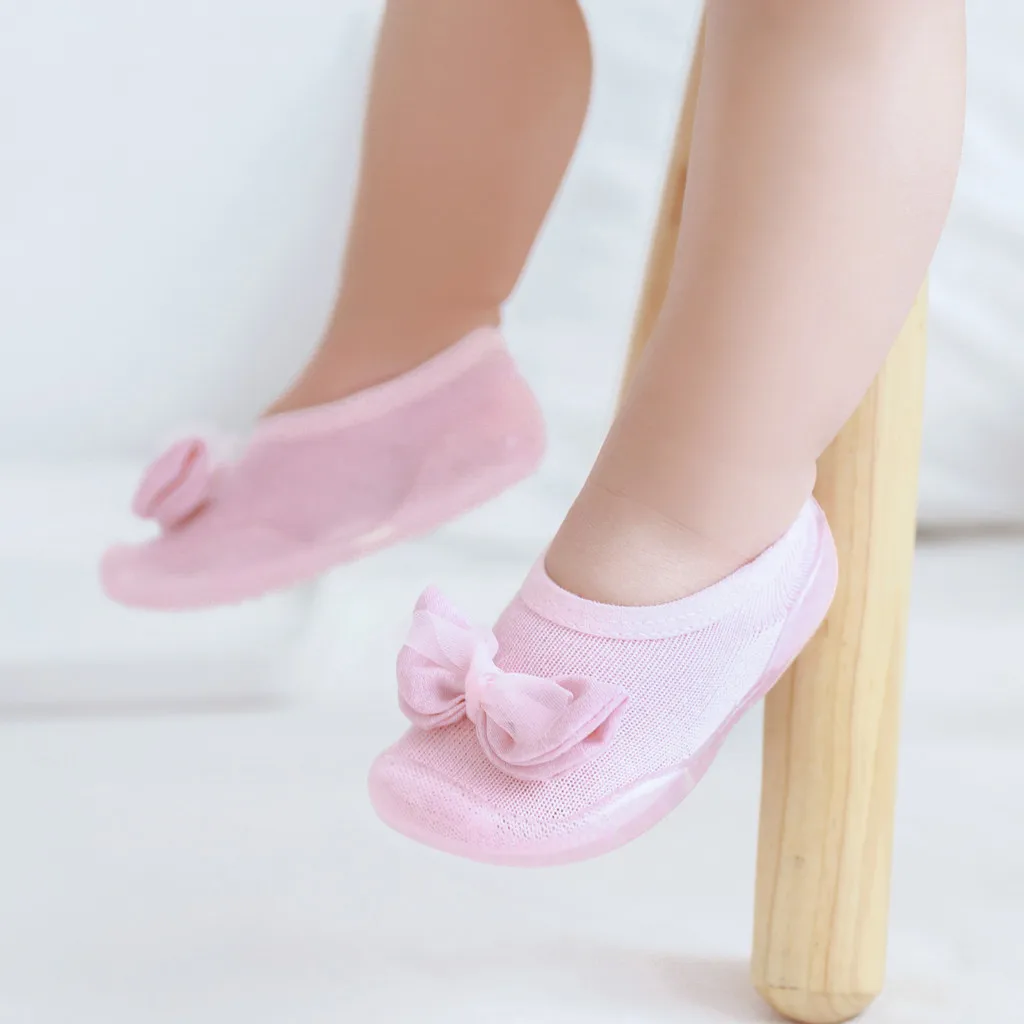 Носки для маленьких девочек, обувь детская резиновая обувь с мягкой подошвой с кроликом для девочек и мальчиков, носки-тапочки мягкая нескользящая обувь для малышей