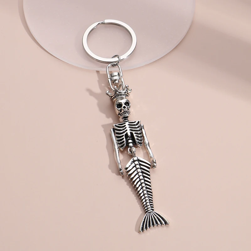 Metal Keychain Crown Skeleton Key Ring Skull Key Chains Halloween Gifts