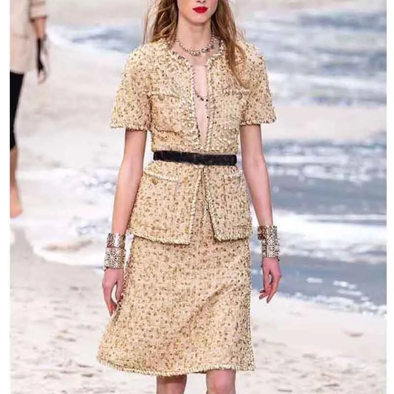 Cosmicchic Vrouwen 2 Delige Set Korte Mouw Tweed Jas Gold Line O-hals Jas Met Pocket Elegante Designer Runway Korte Rok Cosmicchic Vrouwen 2 Delige Set Korte Mouw Tweed Jas Gold Line O-hals Jas Met Pocket Elegante Designer Runway Korte Rok