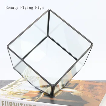 

Direct sales new geometry crafts modern home decoration glass transparent flower room medium cube eternal flower glass cover