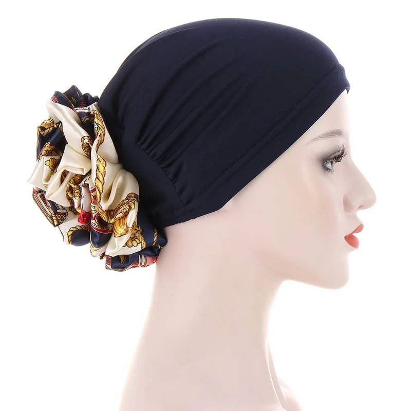 KepaHoo 여성용 신축성있는 새틴 꽃 터번 보닛 Hijab 모자 솔리드 컬러 이슬람 내부 Hijabs Headwrap Chemo Cap