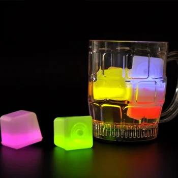 

Water Sensor Sparkling LED Ice Cubes Luminous Multi Color Glowing Drinkable Decor for Event Party Wedding