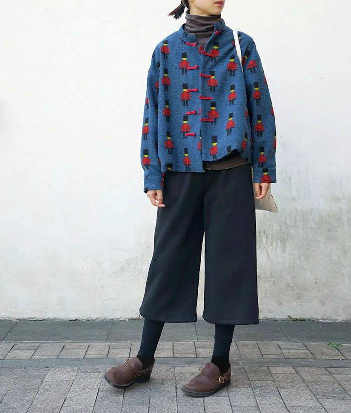 

Pankou Wool Blending Woolen Loose Coat Jacquard Weave Woolen Loose Coat S988.