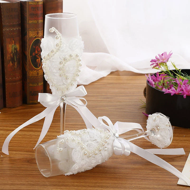 Wedding pair of glasses champagne goblet glass wedding supplies wedding wine glasses set glasses of wine white lace glass