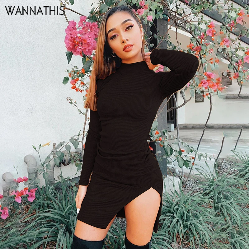 Женское мини платье с разрезом WannaThis черное эластичное облегающее длинным