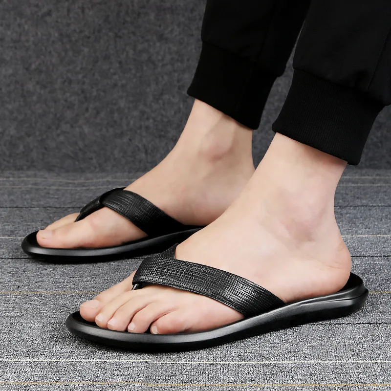 Merkmak 2020 New Summer Men Leather Slippers Handmade Flip Flops Comfortable Breathable Beach Sandals Classic Casual Flats Shoes