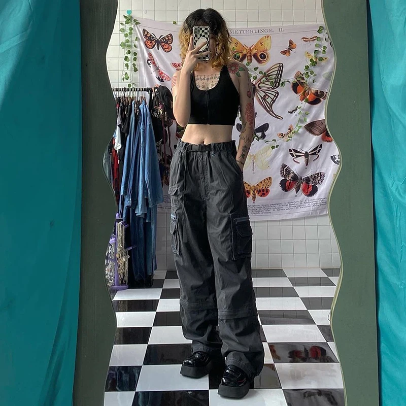 low rise baggy cargo pants