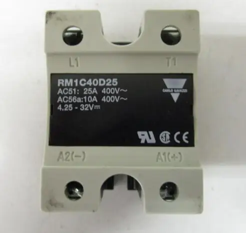 RM1C40D25 IP20 Industrial 1Phase Peak Switching Solid State Relays with 4.25-32 VDC 45 to 65 Hz Manufacture Original