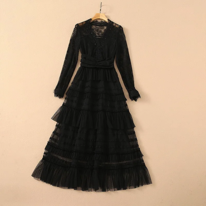 

European and American women's wear for summer 2021 Long-sleeved v-neck Fashionable black cake lace dress